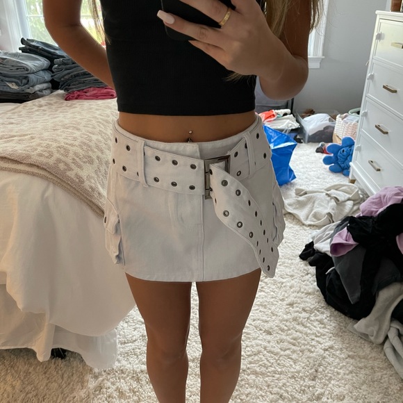 Princess Poly ICONIC CARGO MINI SKIRT WHITE - Picture 5 of 5